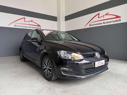 Nero metallizzato Usata 2016 VW Golf Allstar Tre volumi | 10.800 €