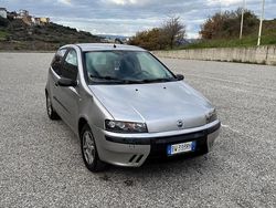 Grigio Usata 2001 Fiat Punto Due volumi | 1500 € (Cara)