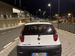 Bianco Usata 2007 Fiat Punto Furgone | 1990 € (Buon prezzo)
