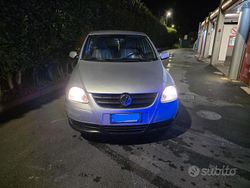Grigio Usata 2005 VW Fox Due volumi | 1800 € (Ottimo prezzo)