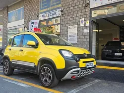 Giallo Usata 2021 Fiat Panda Cross Cross Due volumi | 15.900 € (Buon prezzo)