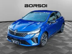 Blu Usata 2024 Renault Clio V Techno Tre volumi | 15.900 € (Buon prezzo)