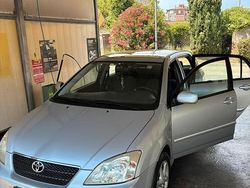 Grigio Usata 2004 Toyota Corolla Due volumi | 3500 € (Ottimo prezzo)