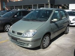 Gray Usata 2002 Renault Scénic Monovolume | 3000 €