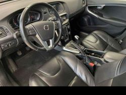 Bianco Usata 2016 Volvo V40 Station wagon | 11.500 € (Molto cara)