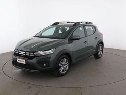 Verde Usata 2023 Dacia Sandero Expression Tre volumi | 15.499 € (Buon prezzo)