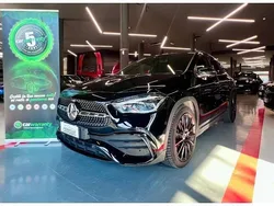 Nessuno(met.) Usata 2021 Mercedes GLA250 Premium SUV | 37.900 € (Cara)