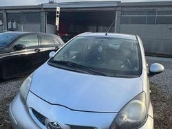 Grigio Usata 2006 Toyota Aygo Due volumi | 2000 € (Buon prezzo)