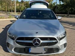 Grigio Usata 2019 Mercedes A200 Executive Tre volumi | 22.000 € (Buon prezzo)