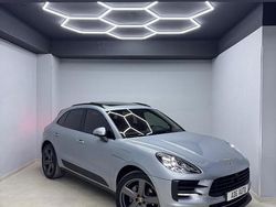Grigio Usata 2019 Porsche Macan Sport SUV | 46.500 € (Buon prezzo)