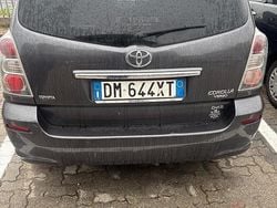 Grigio Usata 2008 Toyota Corolla Tre volumi | 250 €