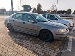 Grigio Usata 2004 Saab 9-3 Vector Tre volumi | 1100 €