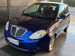 Usata 2008 Lancia Ypsilon Due volumi | 2500 €
