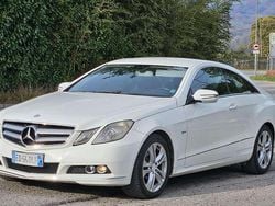Bianco Usata 2010 Mercedes E250 Avantgarde Coupé | 5200 € (Super prezzo)