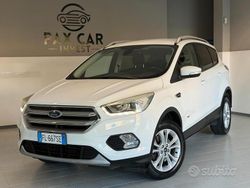 Bianco Usata 2017 Ford Kuga Vignale SUV | 13.000 € (Ottimo prezzo)