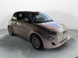 Blu/azzurro Nuova 2025 Fiat 500e Tech Tre volumi | 14.150 €