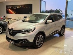 Grigio chiaro Usata 2016 Renault Kadjar Intens SUV | 10.900 € (Buon prezzo)