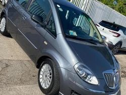 Grigio Usata 2012 Lancia Musa Monovolume | 3999 € (Buon prezzo)