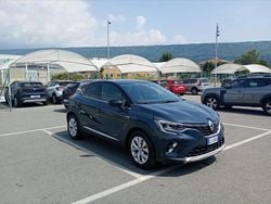 Bleu marine Usata 2022 Renault Captur Intens SUV | 17.900 € (Buon prezzo)