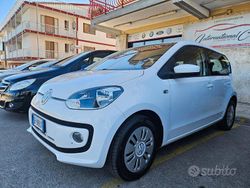 Bianco Usata 2013 VW up! Due volumi | 3800 € (Ottimo prezzo)