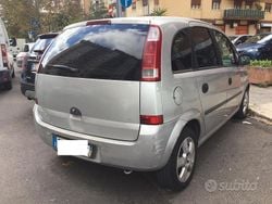 Grigio Usata 2004 Opel Meriva Cosmo Monovolume | 1200 € (Super prezzo)