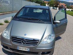Grigio Usata 2007 Mercedes A180 Avantgarde Tre volumi | 2600 € (Buon prezzo)