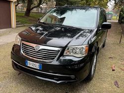 Nero Usata 2012 Lancia Voyager Monovolume | 10.000 € (Molto cara)
