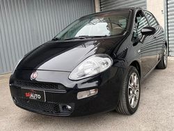 Nero Usata 2017 Fiat Punto Lounge Tre volumi | 5300 € (Cara)