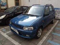 Blu Usata 1999 Mazda Demio Due volumi | 1400 €