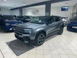 Beige Nuova 2025 Jeep Avenger Summit SUV | 26.700 € (Buon prezzo)