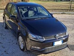 Usata 2016 VW Polo Comfortline Tre volumi | 7900 € (Buon prezzo)