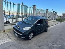 Grigio Usata 2009 Peugeot 107 Due volumi | 4000 € (Buon prezzo)