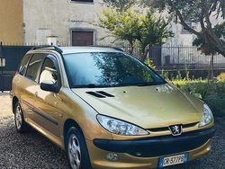 Giallo Usata 2005 Peugeot 206 Station wagon | 2000 € (Buon prezzo)