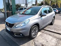 Grigio Usata 2017 Peugeot 2008 Active SUV | 10.900 € (Buon prezzo)