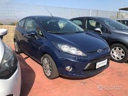 Blu Usata 2012 Ford Fiesta Due volumi | 3990 €