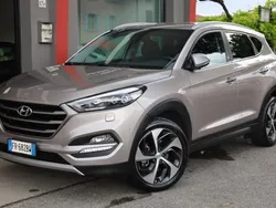 Grigio / metallizzato Usata 2018 Hyundai Tucson Edition SUV | 17.900 € (Buon prezzo)