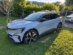 Bianco Usata 2023 Renault Mégane Techno Tre volumi | 26.000 € (Buon prezzo)