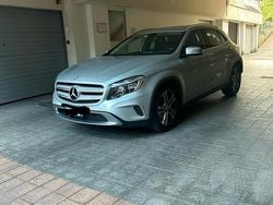 Argento Usata 2015 Mercedes GLA200 Premium SUV | 12.650 € (Super prezzo)