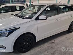 Bianco Usata 2018 Hyundai i20 Classic Tre volumi | 8500 € (Buon prezzo)