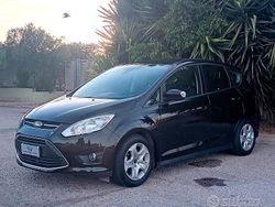 Nero Usata 2015 Ford C-MAX Monovolume | 9900 € (Buon prezzo)