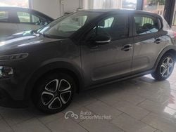 Gray Usata 2017 Citroën C3 PureTech Tre volumi | 9500 € (Buon prezzo)