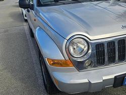 Grigio Usata 2007 Jeep Cherokee SUV | 4500 € (Molto cara)