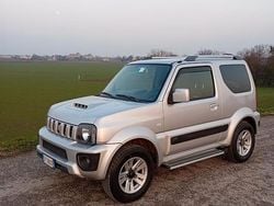 Grigio Usata 2013 Suzuki Jimny SUV | 17.000 € (Molto cara)