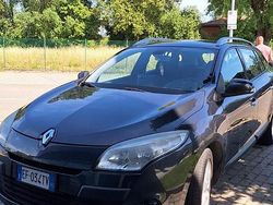 Grigio Usata 2011 Renault Mégane GrandTour Station wagon | 2700 € (Buon prezzo)