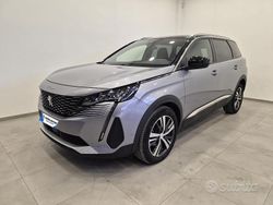 Grigio Usata 2024 Peugeot 5008 Allure Tre volumi | 23.900 € (Buon prezzo)