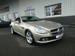 Beige Usata 2011 Mercedes SLK250 Cabrio | 24.900 €