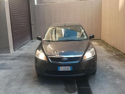 Grigio Usata 2010 Ford Focus Station wagon | 1500 € (Super prezzo)