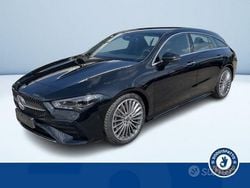 Nero Nuova 2025 Mercedes 200 Station wagon | 44.550 € (Super prezzo)