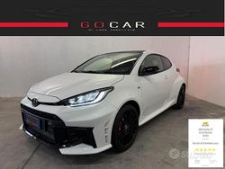 Bianco Usata 2024 Toyota Yaris Tre volumi | 50.990 € (Buon prezzo)