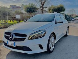 Bianco Usata 2017 Mercedes A180 Tre volumi | 11.500 € (Super prezzo)